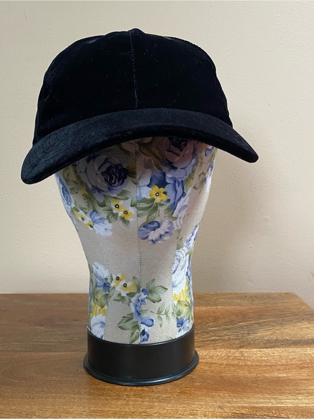 Athleta Kinetic Velvet Baseball Cap Hat Gothic Gym Goth